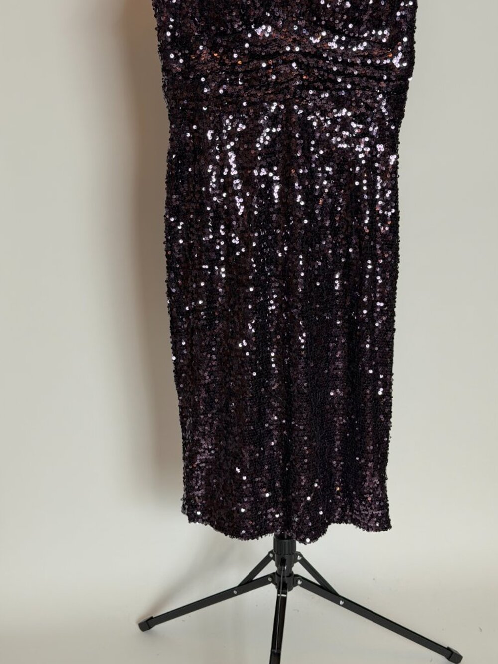 Purple Sequin Sleeveless Cocktail Dress - Picture 3 of 7